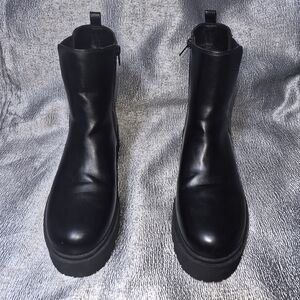 Arizona Jean Company Black Ankle Boots